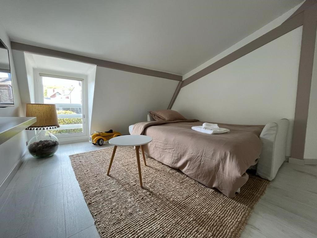 Maison/ Loft Familial A Етрета Екстериор снимка