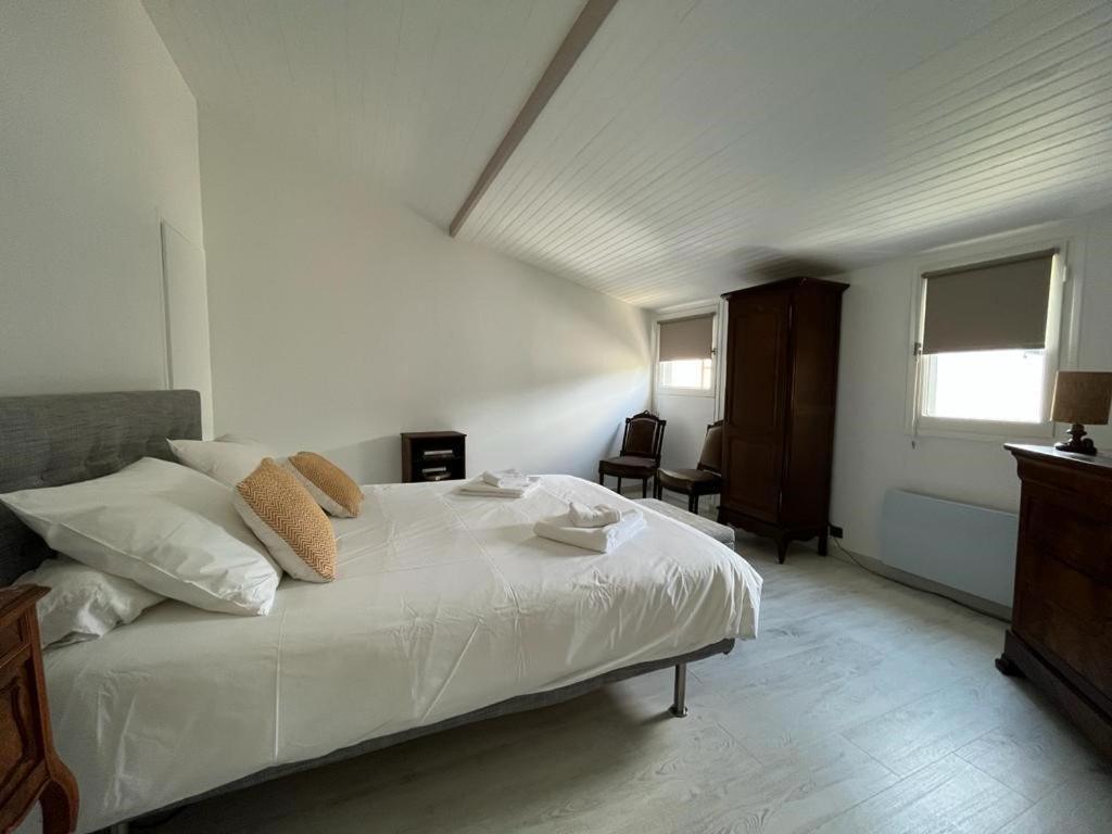 Maison/ Loft Familial A Етрета Екстериор снимка